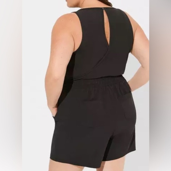 Torrid Stretch Woven Active Romper With Surplice Back Size Large NWT - Picture 2 of 5
